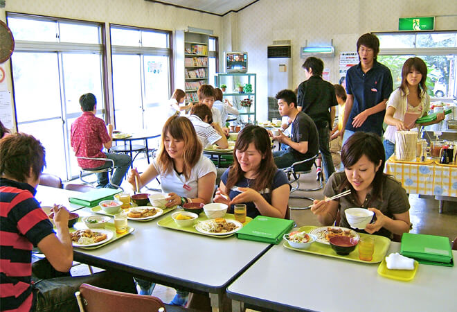 食事の様子